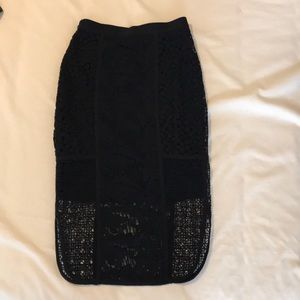 Black Lace Pencil Skirt 🖤 H&M